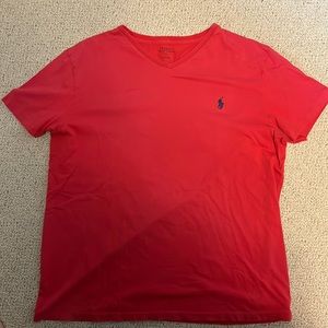 Large Ralph Lauren v-neck t-shirt. Excellent condition!